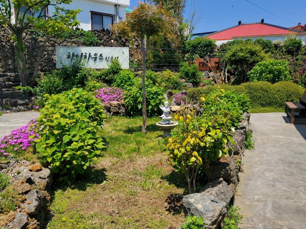Hanihaus Sinchon-Ri Jeju Bagian luar foto
